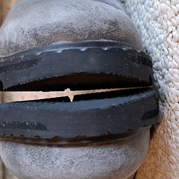 Sorel Lennox Quarry Grey Distressed Leather Pull On Chelsea Boot. Waterproof - Picture 11 of 15